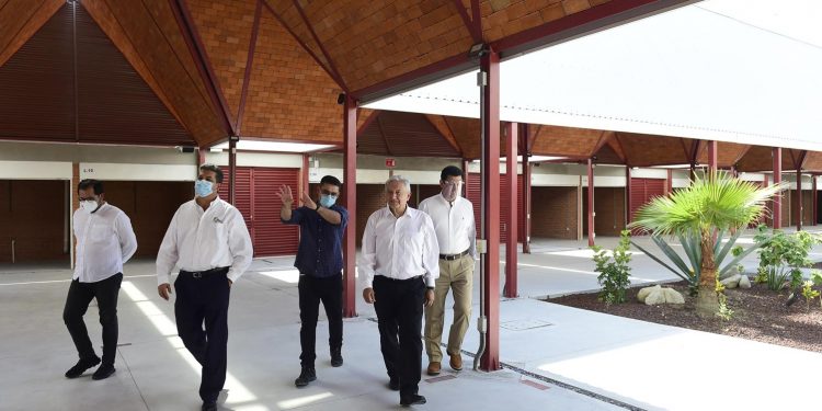 AMLO entrega acciones de mejoramiento urbano