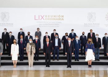 AMLO se reúne con gobernadores