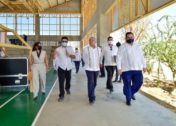 Se entregan obras de mejoramiento urbano en BCS