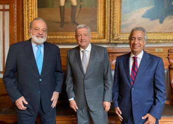 AMLO dialoga con Slim y Rincón