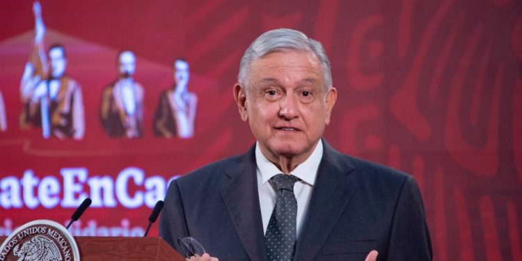 AMLO asegura que los programas sociales y la atención a las causas de la violencia dan buenos resultados en seguridad.
