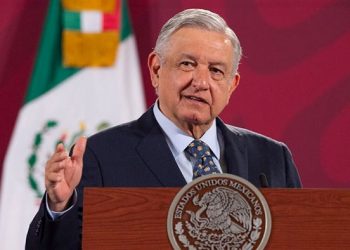 AMLO llama a autoridades judiciales a actuar con rectitud y apego a la ley