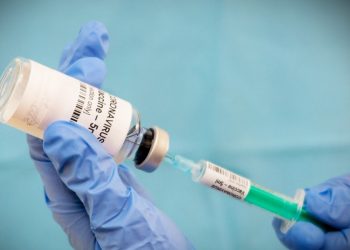 Rusia concluye ensayos de una vacuna contra la COVID19