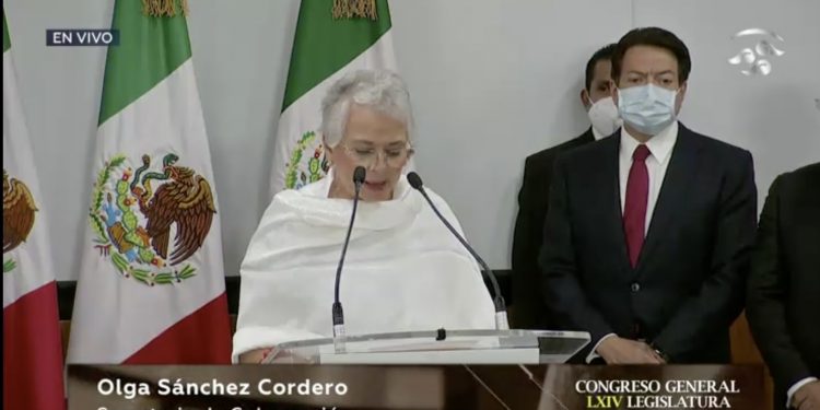 SEGOB entrega  el 2do Informe de Gobierno al Congreso de la Unión