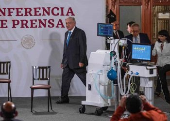 Presentan ventiladores mexicanos para pacientes COVID19