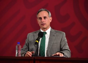 Gatell responderá la denuncia en su contra ante la SFP