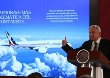 AMLO da detalles del avión presidencial