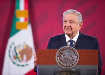 AMLO invita a no debilitar a las Fuerzas Armadas tras la detención de Cienfuegos