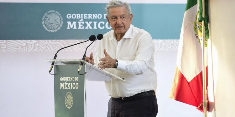 El Gobierno de México firma compromiso para reparar daño a familias de mineros de Pasta de Conchos