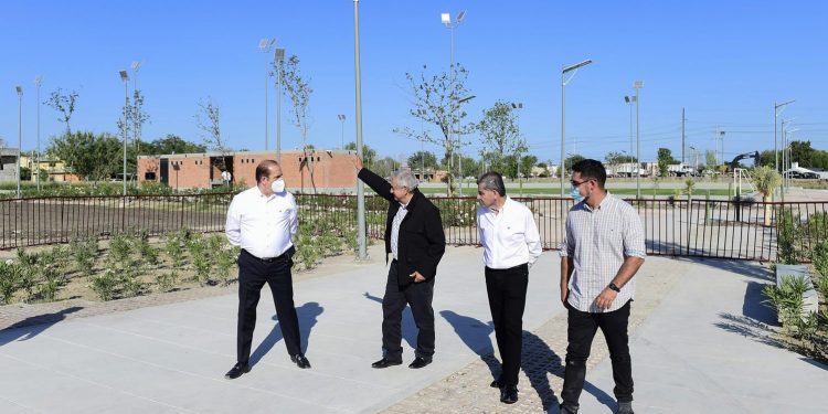 Gobierno de México entrega obras urbanas en Piedras Negras, Coahuila.