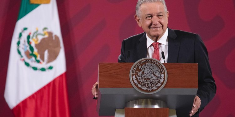 Gobierno de México tuvo mejoras en la atención por huracanes y sismos