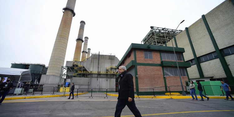 Preservar la CFE garantizará el desarrollo en el país: AMLO.