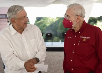 AMLO apoya a zonas marginada de Nayarit