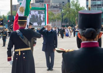 AMLO conmemora el 110 Aniversario de la Revolución Mexicana