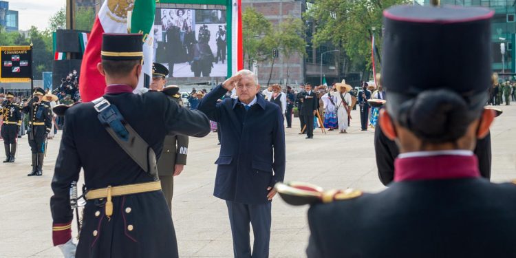 AMLO conmemora el 110 Aniversario de la Revolución Mexicana