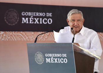 AMLO destaca la entrega de apoyos sociales en Nayarit