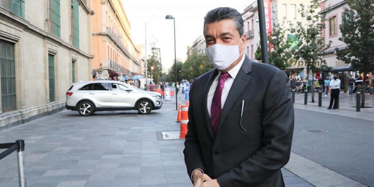 Gobernador de Chiapas reconoce el compromiso educativo de AMLO