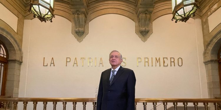 AMLO anuncia que ya está recuperado de la COVID19