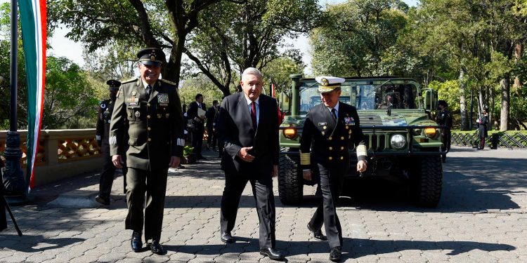 AMLO conmemora 108 años de la Marcha de la Lealtad