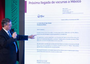 México reanudará la recepción semanal de vacunas de Pfizer