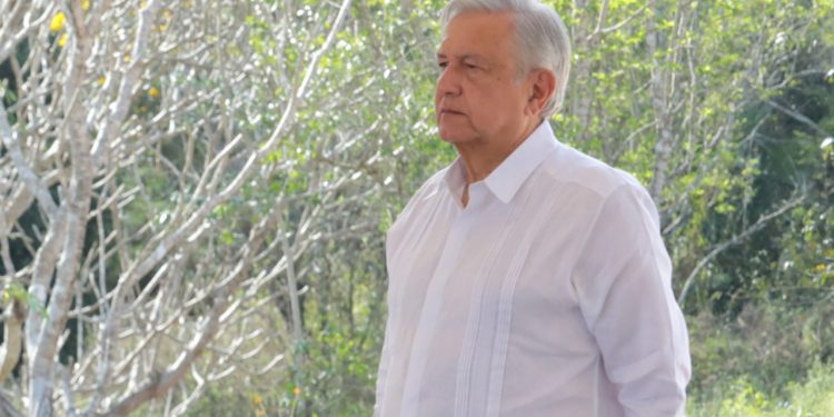 AMLO afirma que el derecho de las mujeres a la libre manifestación está garantizado