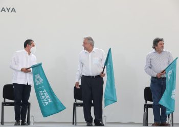 AMLO da banderazo al tramo 5 del Tren Maya