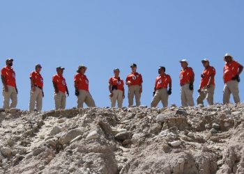 Grupos Beta del INM Tijuana y Mexicali rescatan a dos personas migrantes extraviadas en La Rumorosa