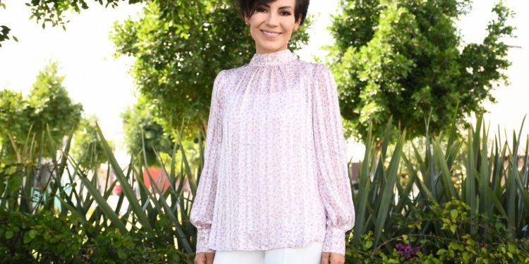 Mónica Silva, mujer comprometida por Puebla