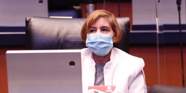 Trabajadores evitaron que el país colapsara, destacan en el Senado