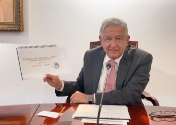 AMLO destaca recaudación estable