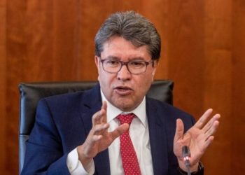 Exige Ricardo Monreal a consejeros del INE “no usurpar” funciones del Ministerio Público