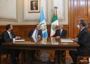Firman carta de intención para implementar Jóvenes Construyendo el Futuro y Sembrando Vida en Guatemala