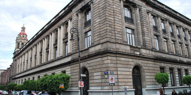 Morena propone que SEP refuerce programas en materia de educación emocional