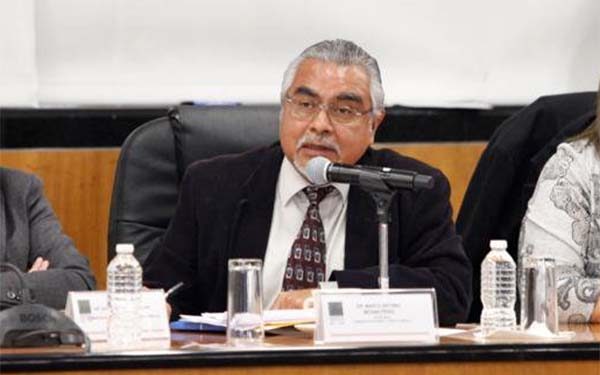 Morena propone reconocer al Gobierno de México por vacunación a los maestros