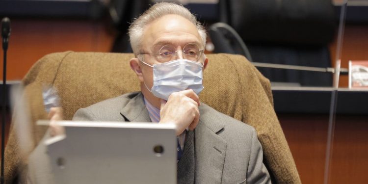 Sincronía entre México y OCDE, fortalecerá combate a corrupción y desigualdad, afirma Héctor Vasconcelos