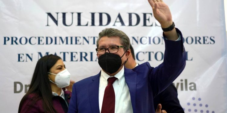 Unidad, base del éxito electoral, señala el senador Ricardo Monreal en Puebla