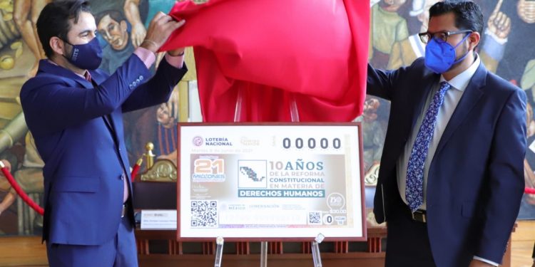 10 años de la reforma constitucional en materia de derechos humanos es enmarcada en billete de lotería