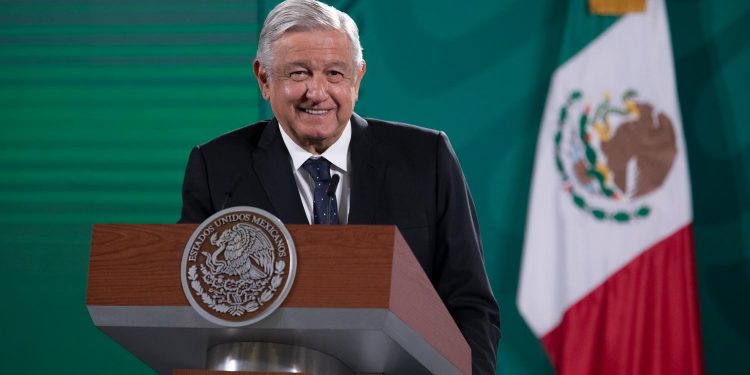 AMLO anuncia gira de trabajo en Baja California