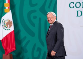 AMLO garantiza seguridad sanitaria en regreso a clases presenciales