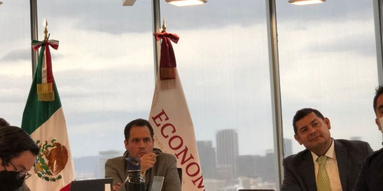 Amplia coordinación entre el Senador Armenta y Secretaría de Economía para impulsar aprovechamiento de litio