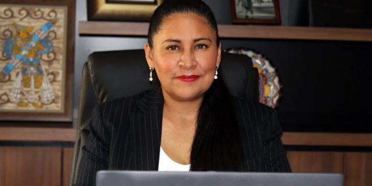 La Senadora Ana Lilia Rivera presidenta de la Comisión Estudios Legislativos II, aprobó 2 artículos en materia de extinción de dominio