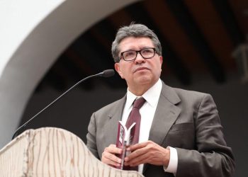 Llama Ricardo Monreal a la reconciliación y a avanzar en la agenda legislativa