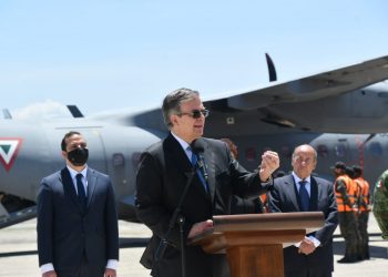 México dona 400 mil 800 dosis de vacunas contra COVID-19 y tres toneladas de insumos médicos a Guatemala, El Salvador y Honduras