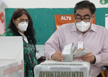 Miguel Barbosa llamó a poblanas y poblanos a salir a votar