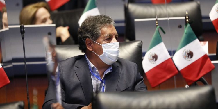 Reconoce senador Higinio Martínez trabajo humanitario de Sedena ante desastres naturales