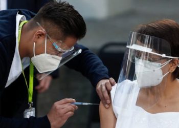 Una de cada tres personas que habita en México contará con al menos la primera dosis