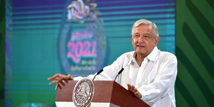 AMLO anuncia fortalecimiento de la Guardia Nacional