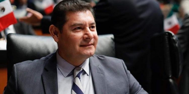 Alejandro Armenta propone iniciativa para transparentar la definición de candidatos