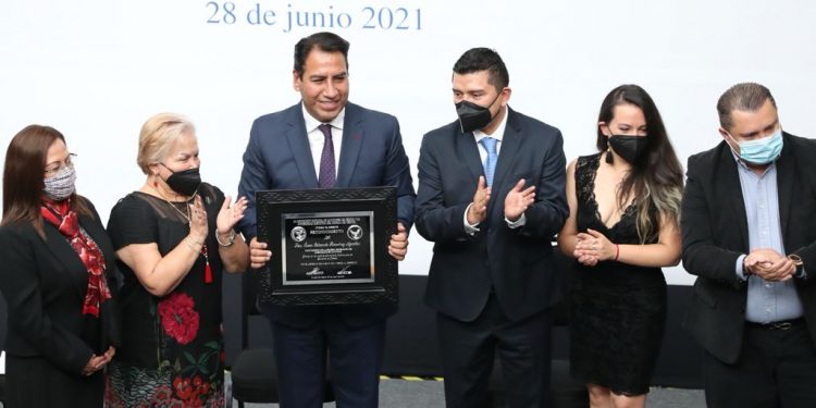 De gran importancia la profesionalización de la locución: Eduardo Ramírez Aguilar