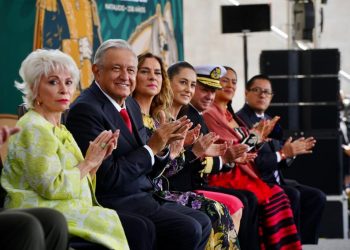 Discurso de AMLO en el 238 Aniversario del Natalicio de Simón Bolívar